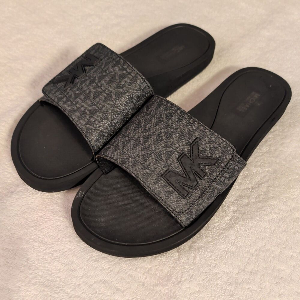 Women MK Michael Kors Wade MK Logo Slide Sandals Mini MK Logo Black 10